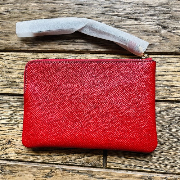 NWOT Authentic Coach wristlet. - Picture 2 of 4